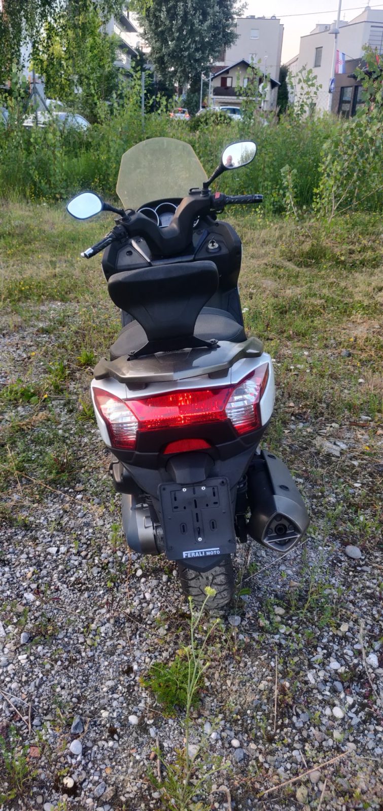 Kymco dowmtovn 3001, fotografija 1 od 8